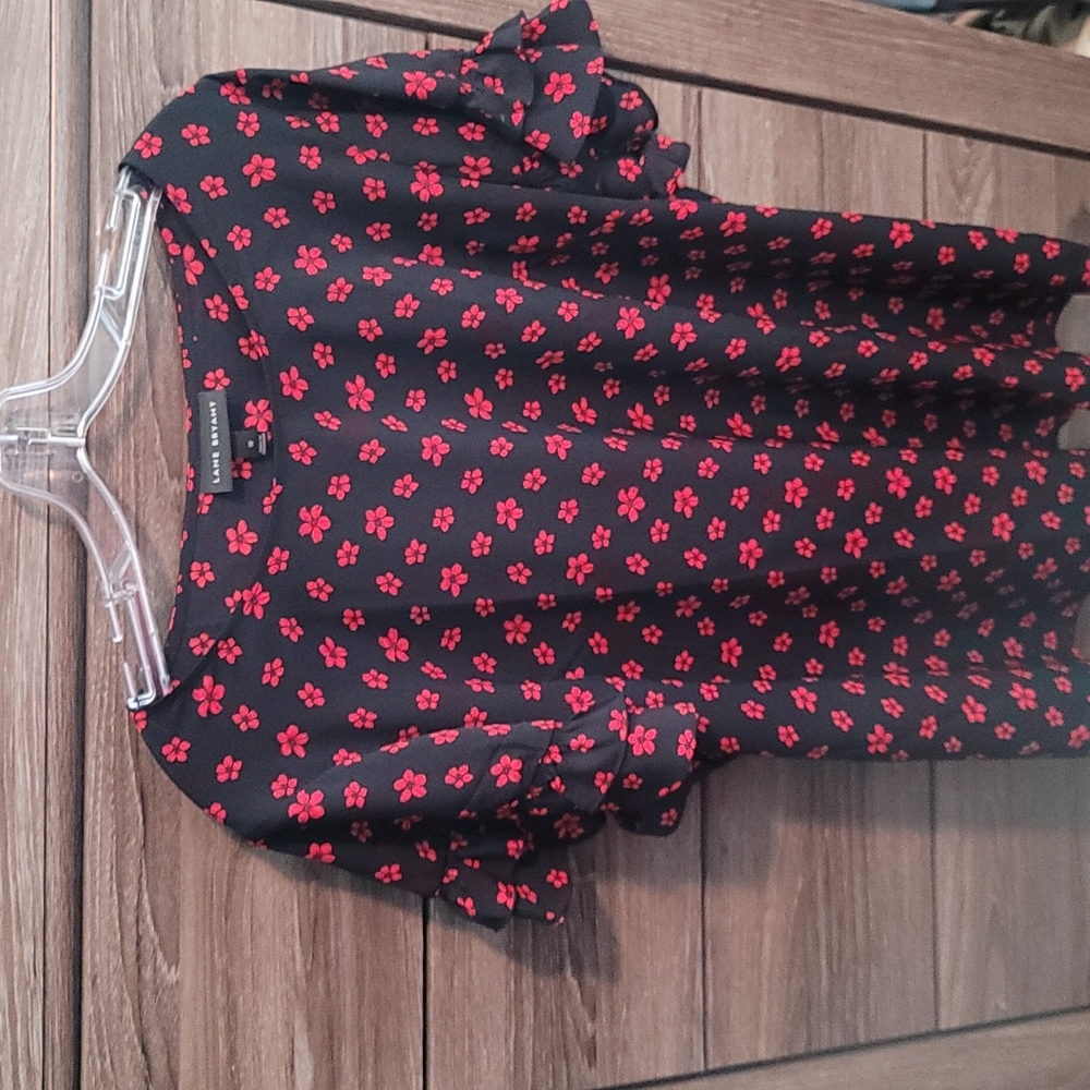 Lane Bryant size 18 short sleeve blouse